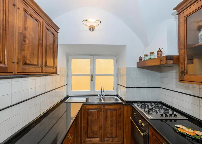 Casa Rachele - Con Posto Auto Privato A 300 M Finale Ligure