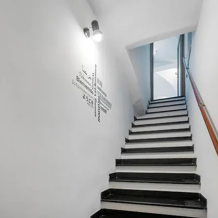 Casa Rachele - Con Posto Auto Privato A 300 M דירה *