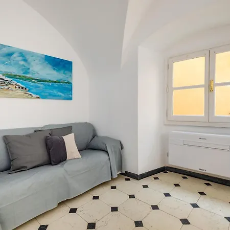 Casa Rachele - Con Posto Auto Privato A 300 M דירה *