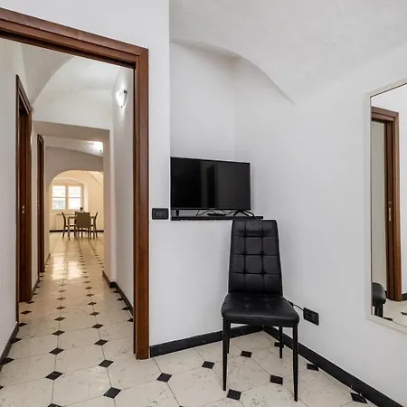 شقة Casa Rachele - Con Posto Auto Privato A 300 M *