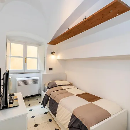 Casa Rachele - Con Posto Auto Privato A 300 M *