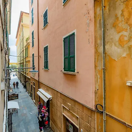 Casa Rachele - Con Posto Auto Privato A 300 M شقة فينالي ليغوري