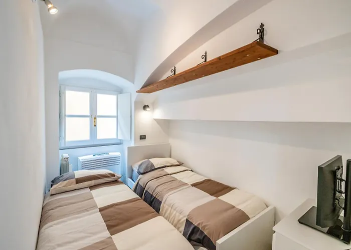 Casa Rachele - Con Posto Auto Privato A 300 M Appartement Finale Ligure