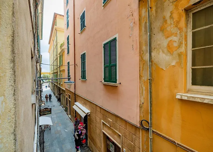 Casa Rachele - Con Posto Auto Privato A 300 M Appartement Finale Ligure